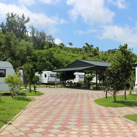 Kenting Houbihu Camping Car B&B Longshui Exterior photo