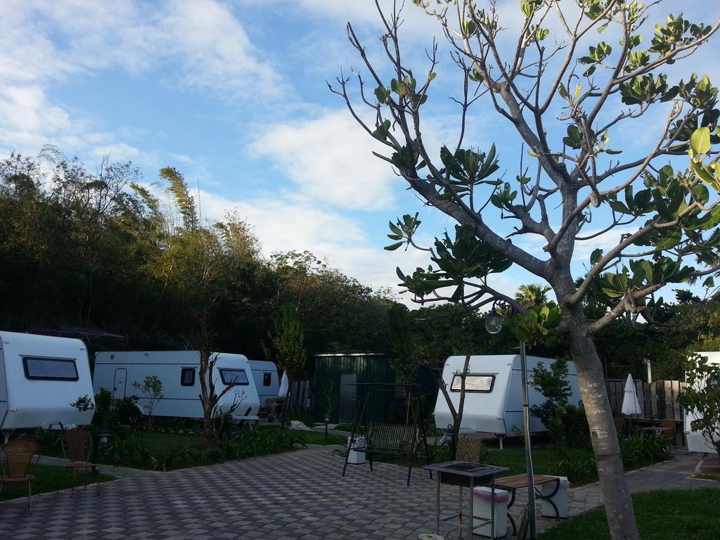 Kenting Houbihu Camping Car B&B Longshui Exterior photo