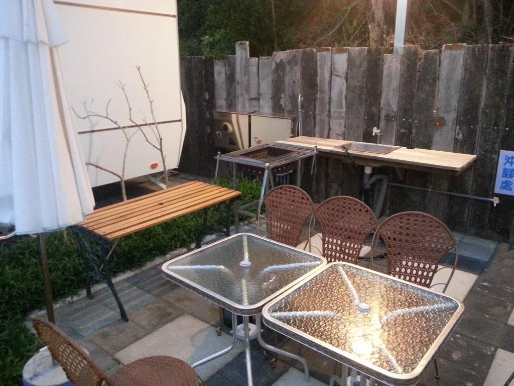 Kenting Houbihu Camping Car B&B Longshui Exterior photo