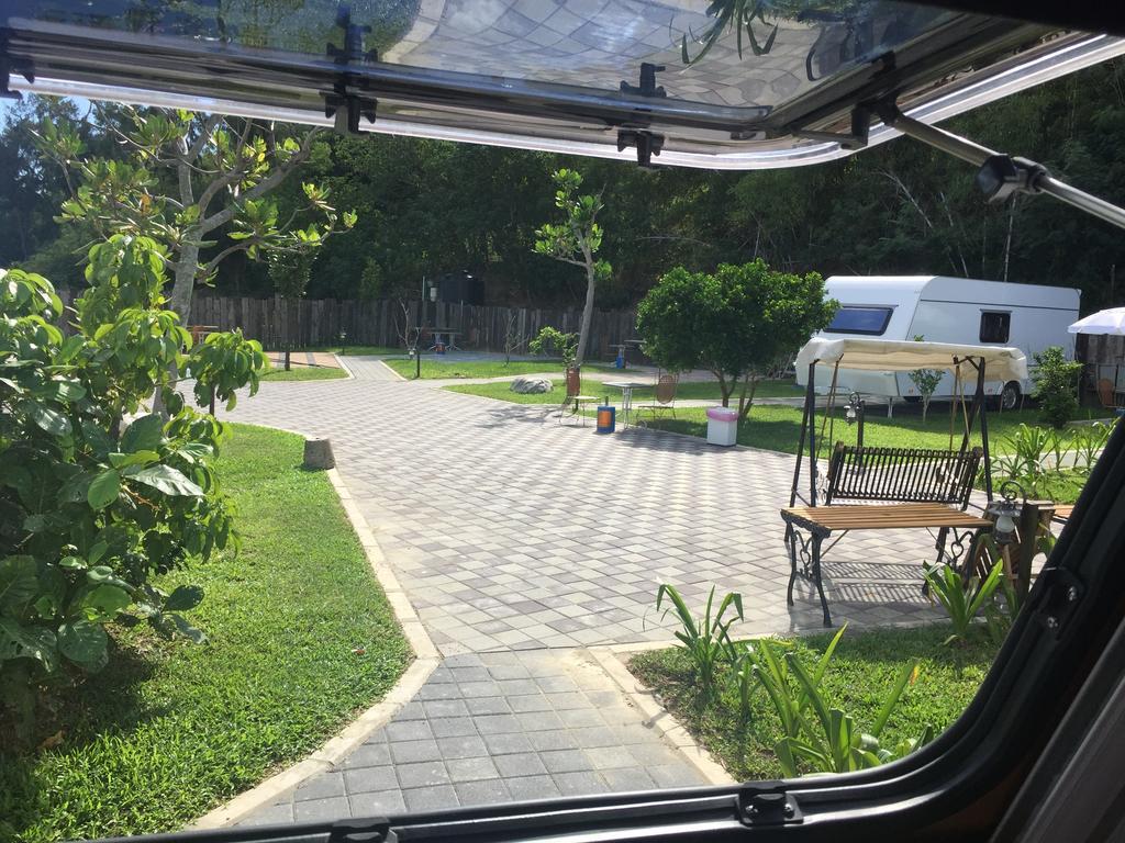 Kenting Houbihu Camping Car B&B Longshui Exterior photo