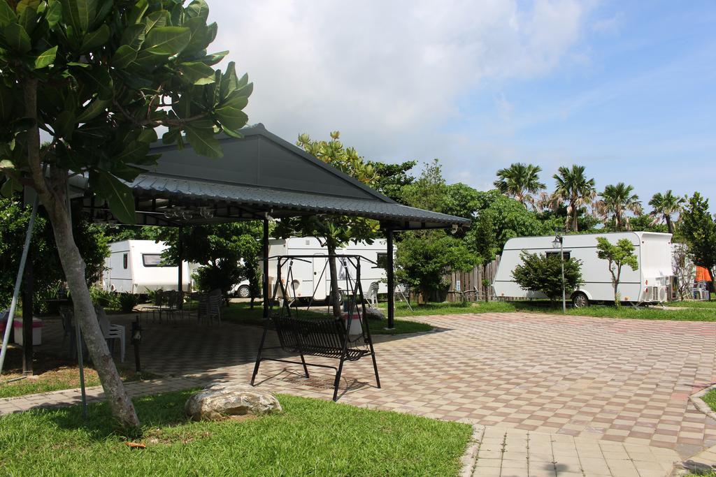 Kenting Houbihu Camping Car B&B Longshui Exterior photo