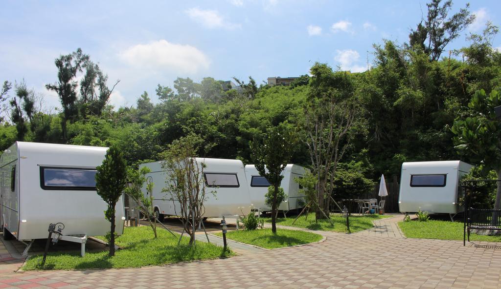 Kenting Houbihu Camping Car B&B Longshui Exterior photo