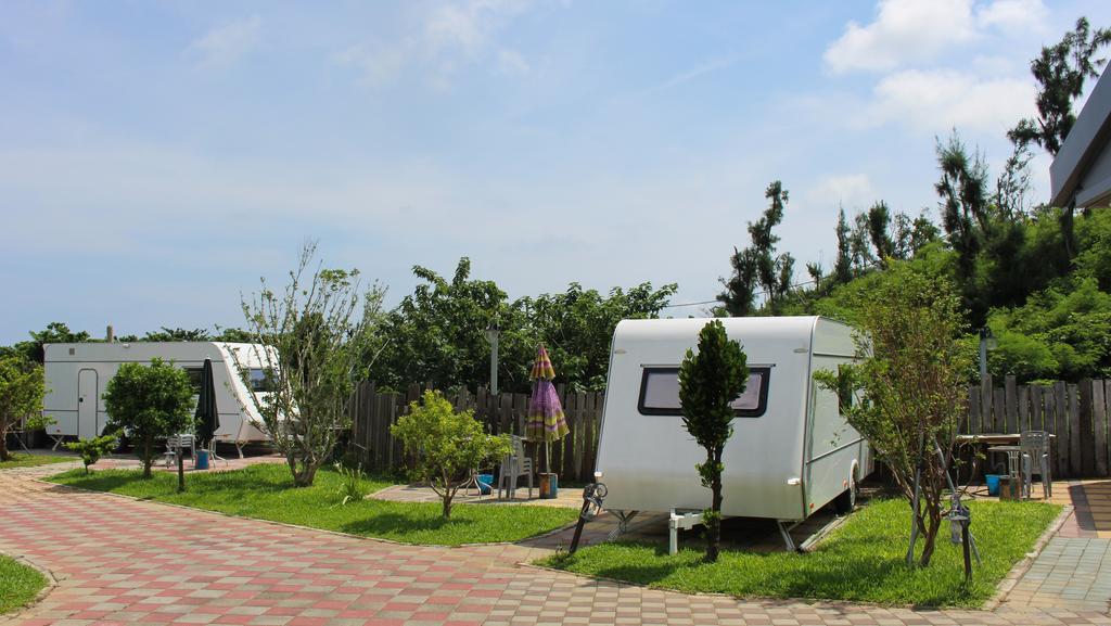 Kenting Houbihu Camping Car B&B Longshui Exterior photo